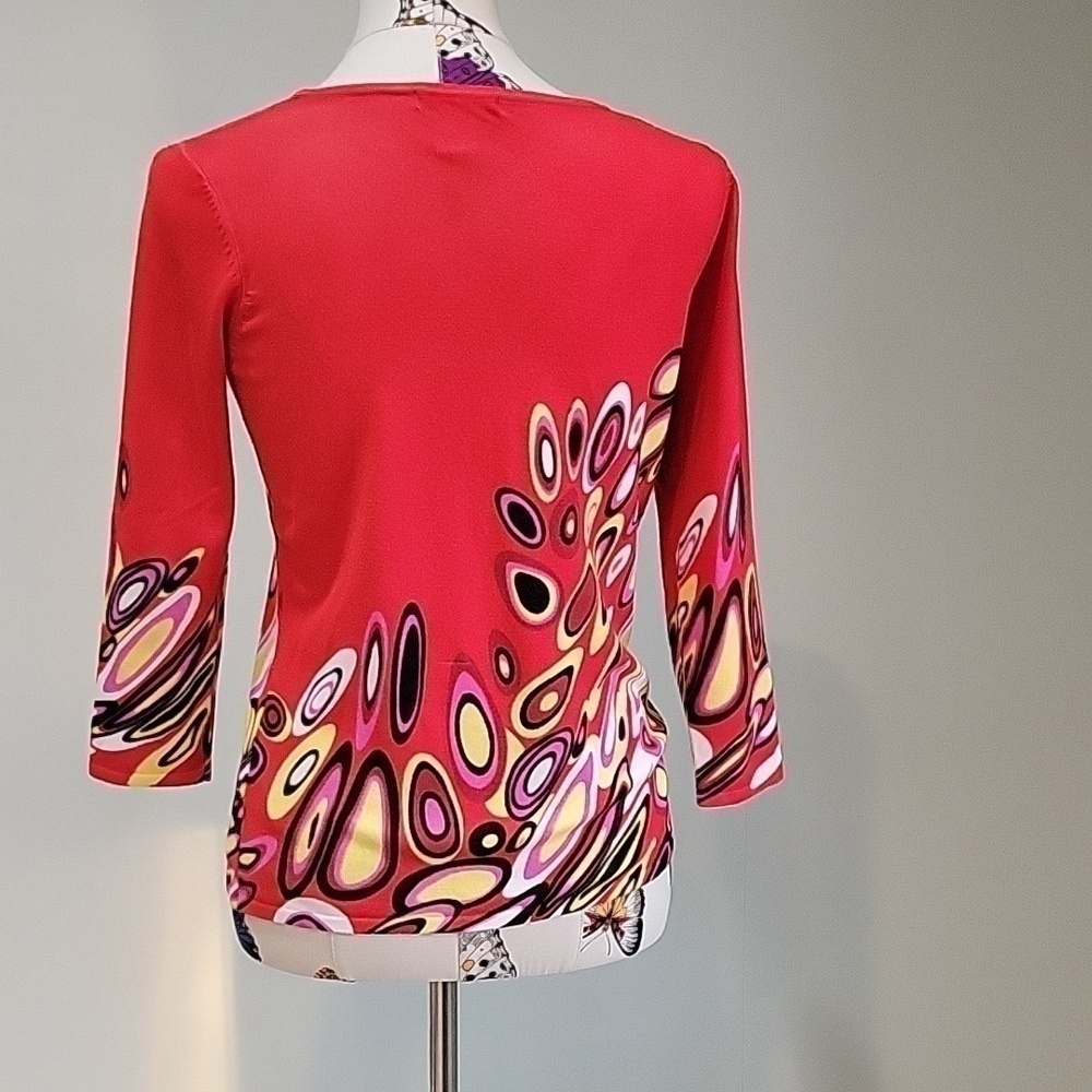 Alison SHERI red 70's psycadelic looking pattern. Size is Small - Picture 3 of 9